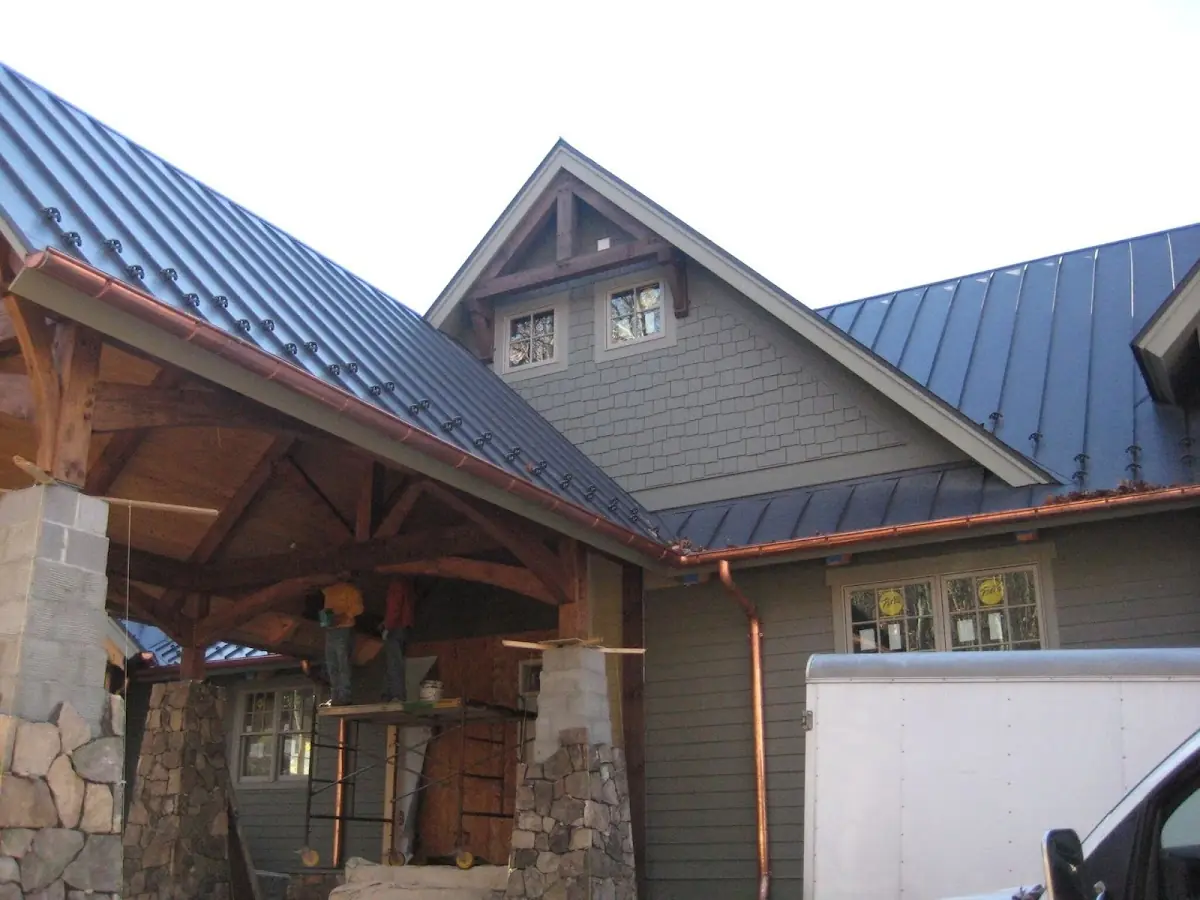 Craftsman Roofing team delivering quality roofing work in Sumner